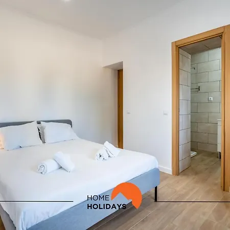 #178 Monte Churras 1 By Holidays
